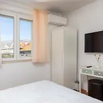 Vulic بيت ضيافة 3*