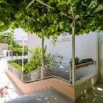 بيت ضيافة Vulic دوبروفينك